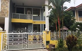 Pasir Gudang Marissa Homestay